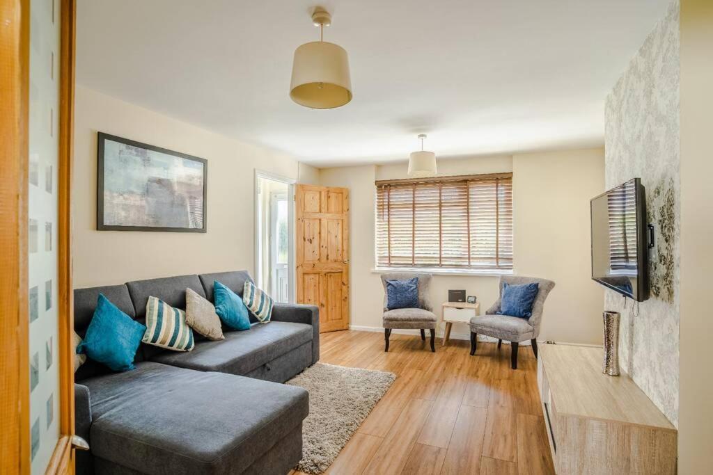 Off Road Parking, Smart Tv In Each Room! Swansea Dış mekan fotoğraf
